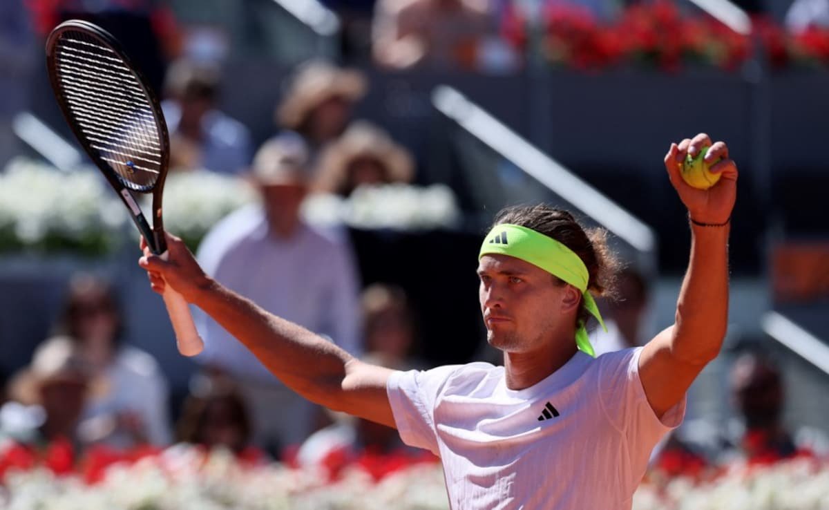 Alexander Zverev, Aryna Sabalenka Battle Through In Madrid Open